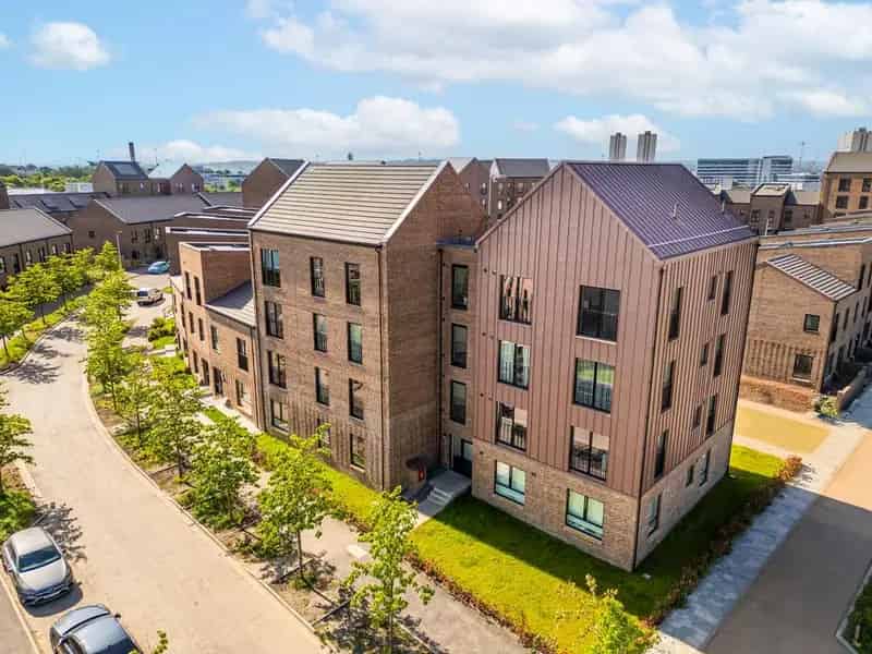2 bedroom flat for sale