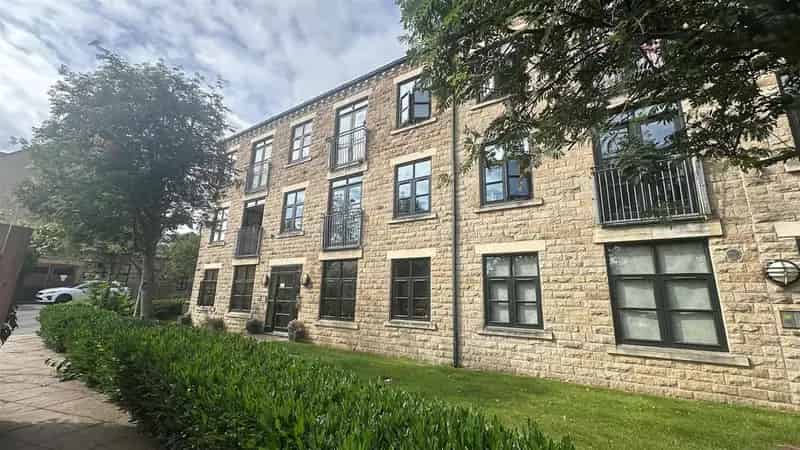 1 Bedroom Apartment for Sale Apperley Bridge