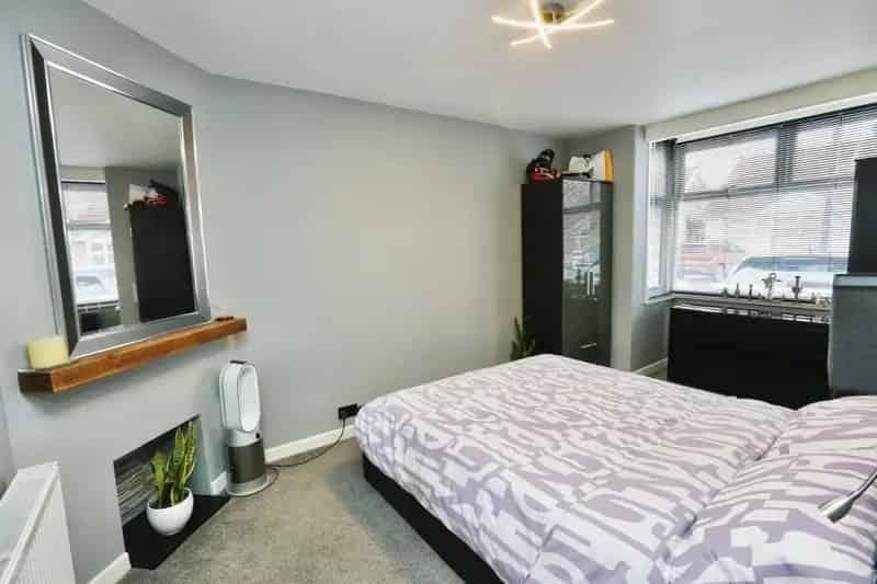 Four Bedroom Semi Detached Bungalow with Garage and Conservatory