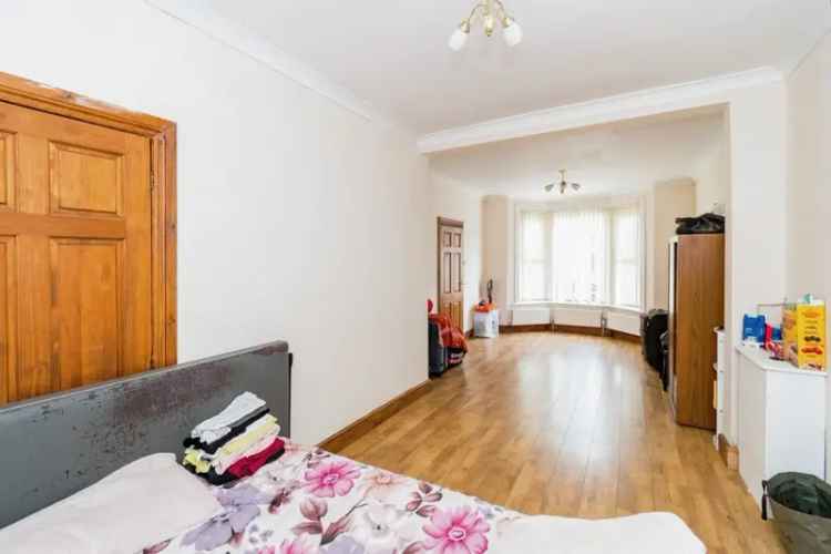 Three Bedroom House in Southampton