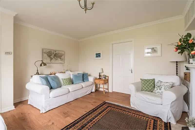 2 Bed House Terraced with 1 Reception Room in Clermiston