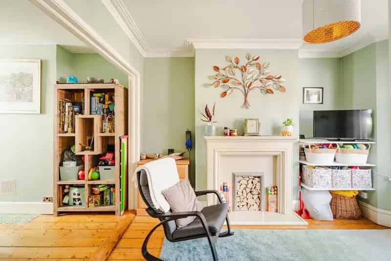 4 Bedroom Terraced House for Sale in Windmill Hill Bristol