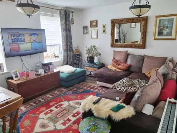 Large One Bedroom Ground Floor Flat