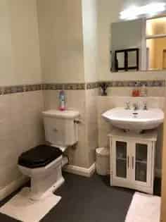2 Room Flat London 37m2 for Neat and Honest Flatmate