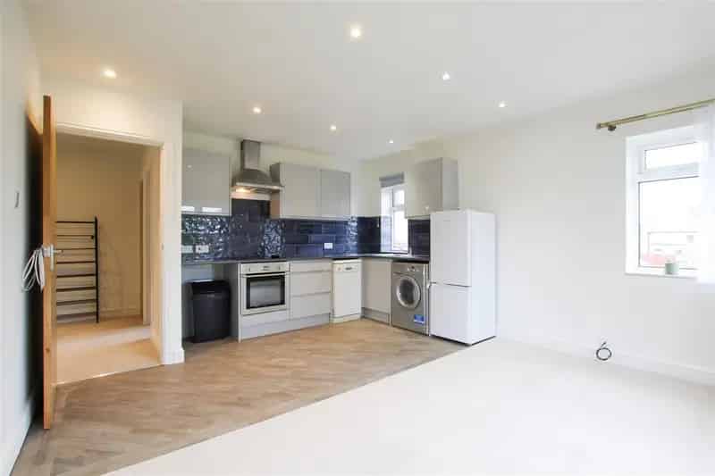 2 Bedroom Maisonette House to Rent in Cherry Hinton