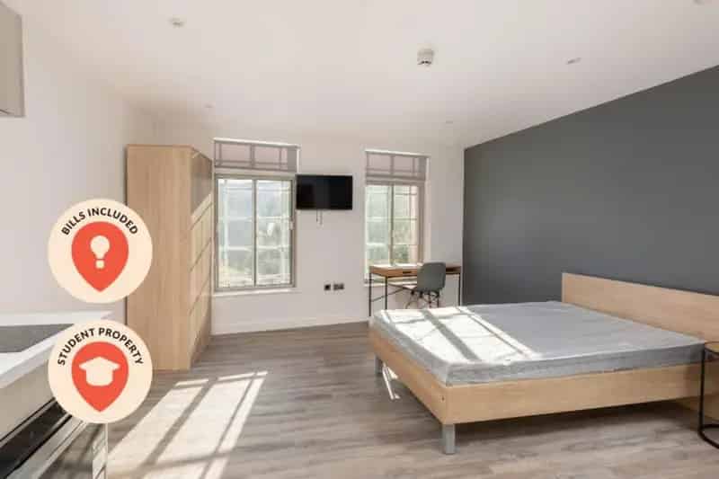 Studio to Rent Balloon Letting Co Bristol
