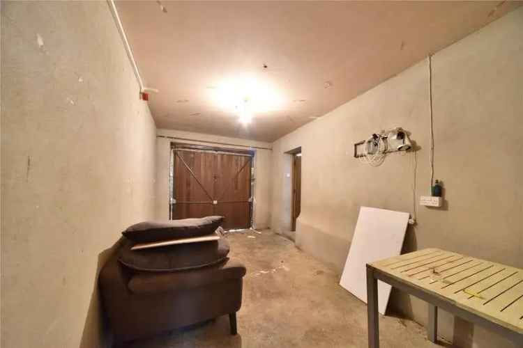 4 Bed House for Sale - Parking Garage Double Bedrooms