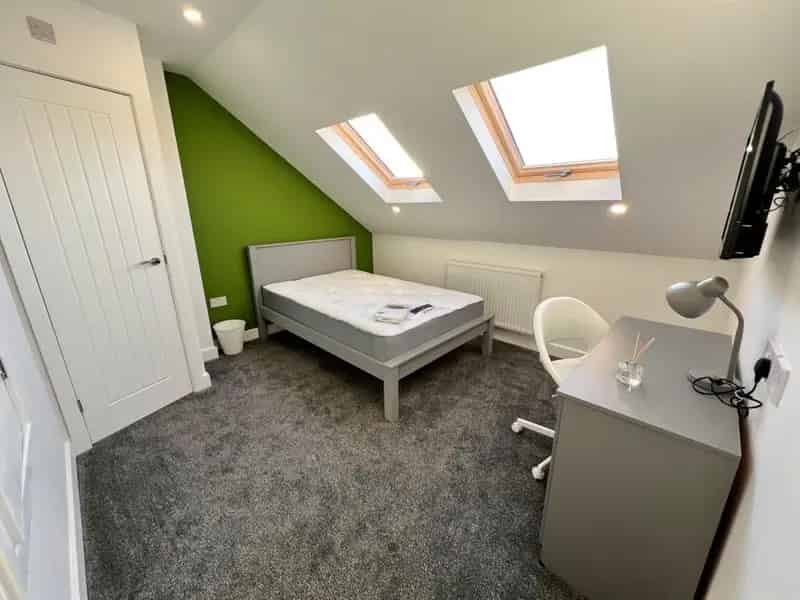 1 Bedroom House Share to Rent