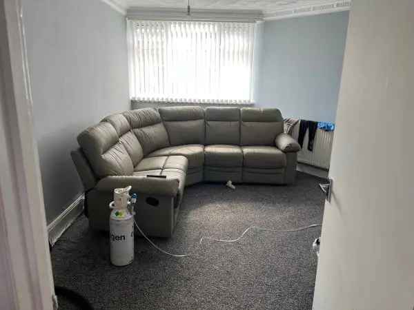 Flat For Rent in Tendring, England