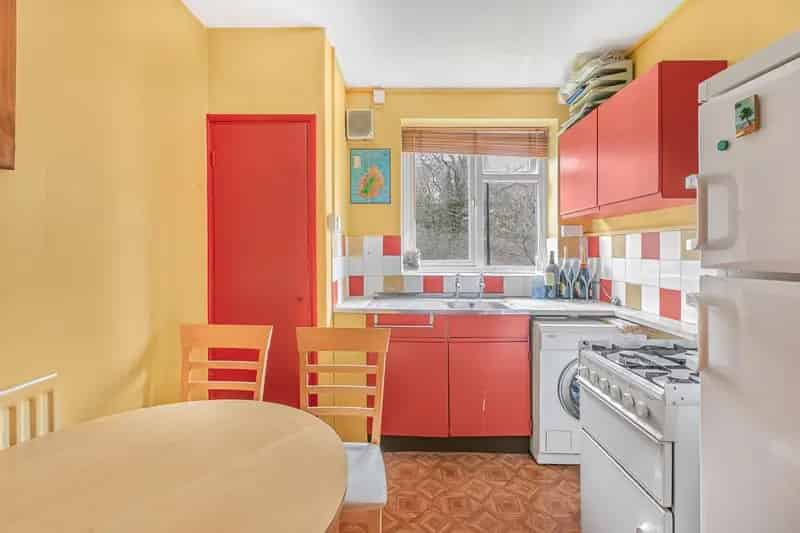 1 Bedroom Flat for Sale in Forest Hill