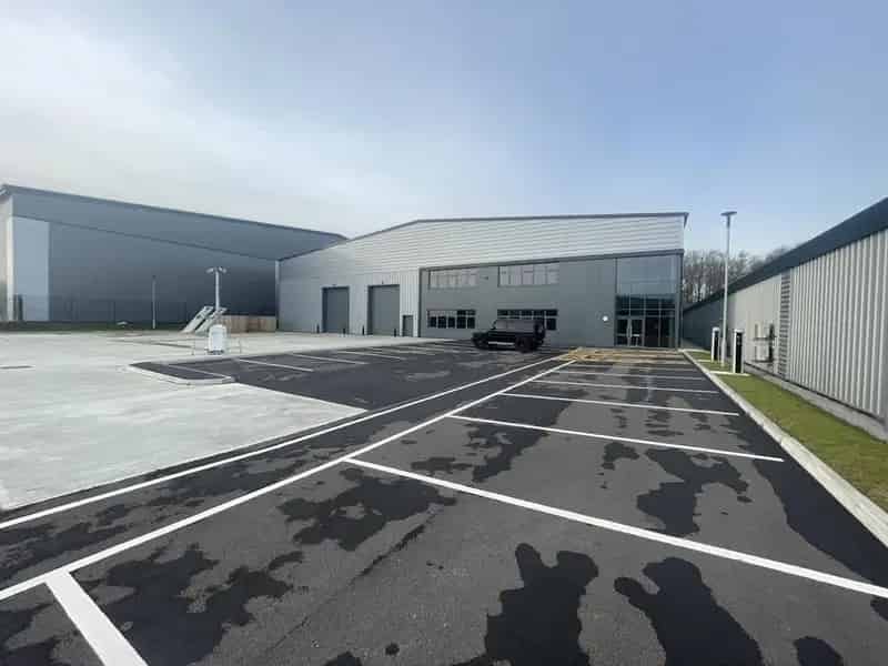 High Quality Warehouse Industrial Unit For Sale or Let