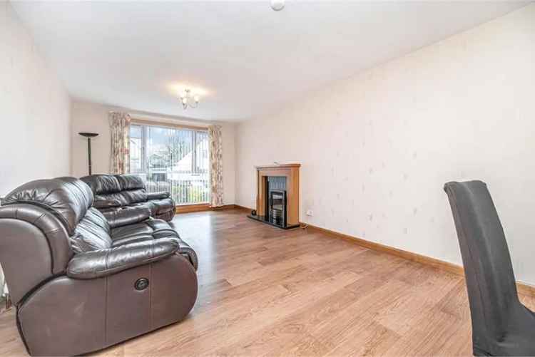 4 Bed Detached House with 1 Reception Room Carnock West Fife