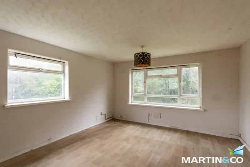 2 Bedroom Flat For Sale Near Woodgate Valley Country Park