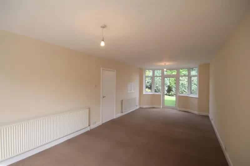 3 bedroom House
 To Let 
Total Size: 1000 SQ FT