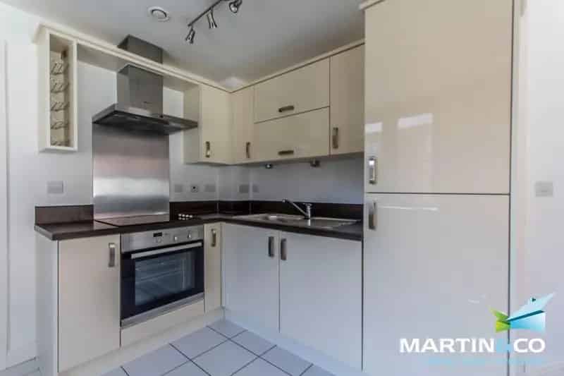 1 Bedroom Apartment Jewellery Quarter Modern Secure Gated Gardens