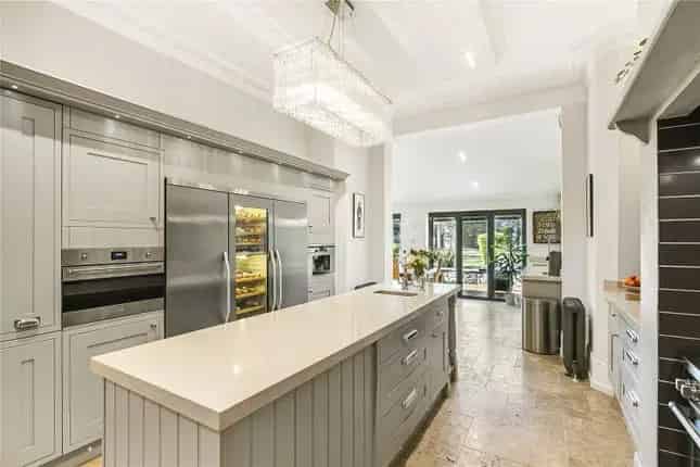 5 Bedroom Detached House for Sale Mount Park Crescent London W5