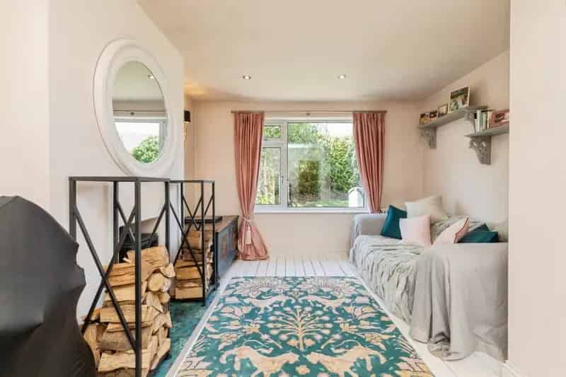 Semi Detached Bungalow in Bathampton with Superb Views