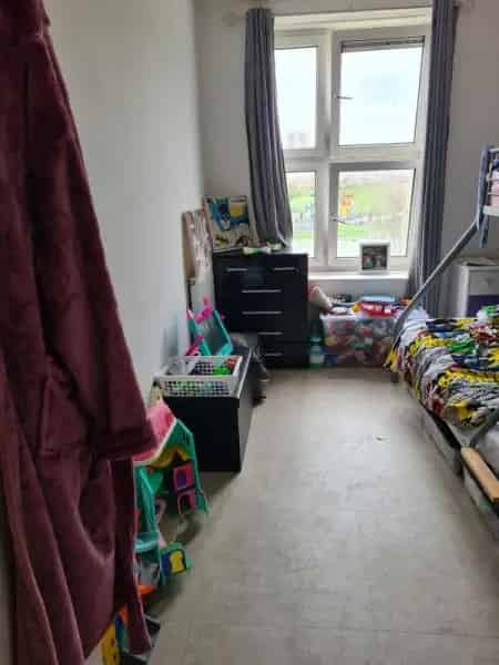 1 Bedroom Flat near Westminster - Gas Central Heating Included