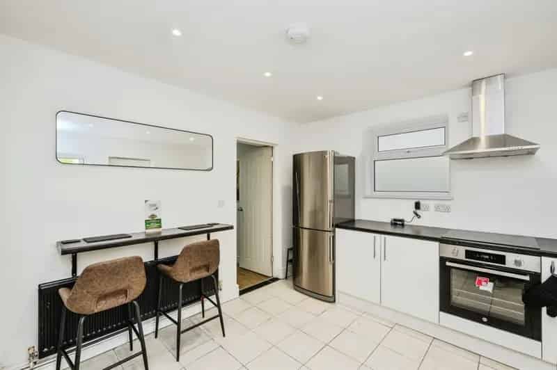 3 Bedroom End Terrace House Morriston - Fully Renovated