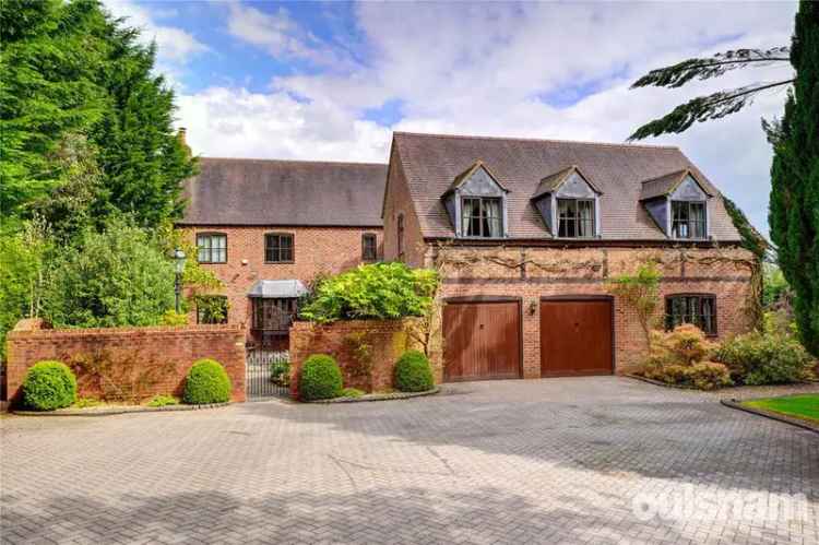 6 Bedroom Detached House for Sale