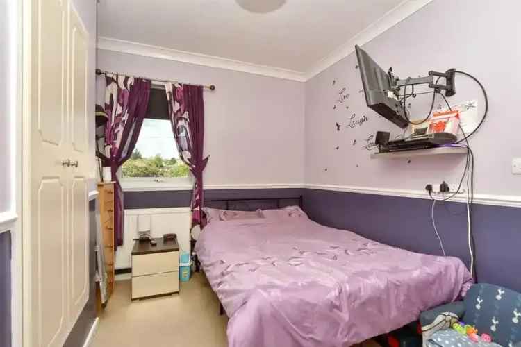 2 Bedroom Victorian Terraced House for Sale in Nuxley Village