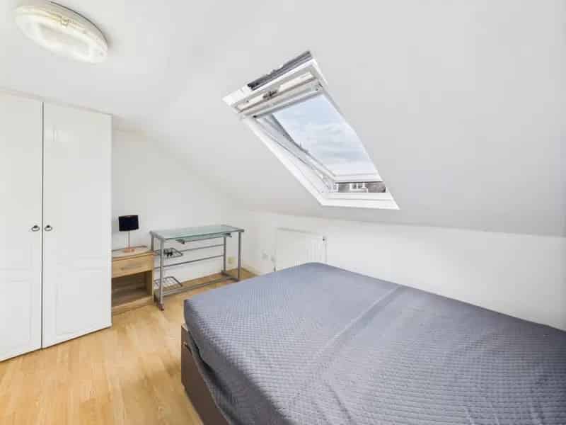House of Multiple Occupation To Rent Available September 1 2025