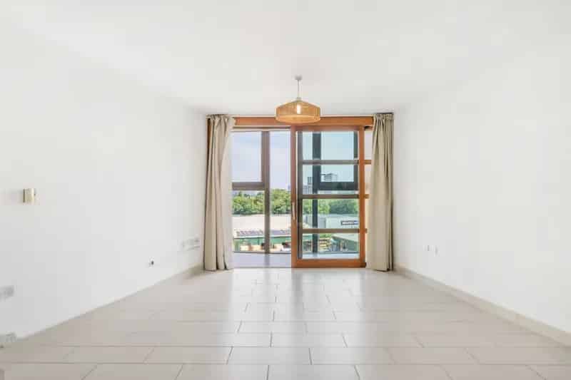 1 bedroom Flat
 For Sale