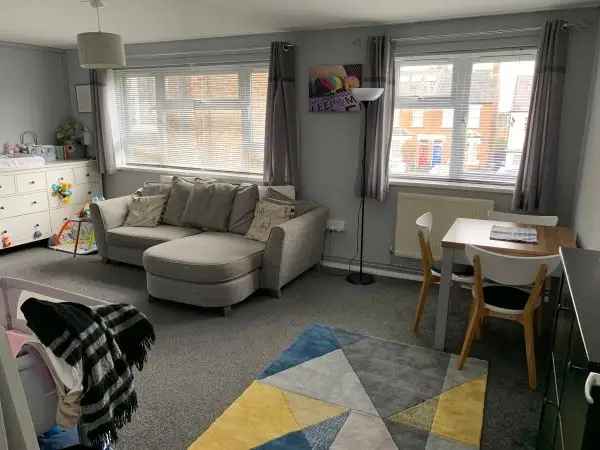 2 Double Bedroom Flat - Right to Buy Swap - Barnet