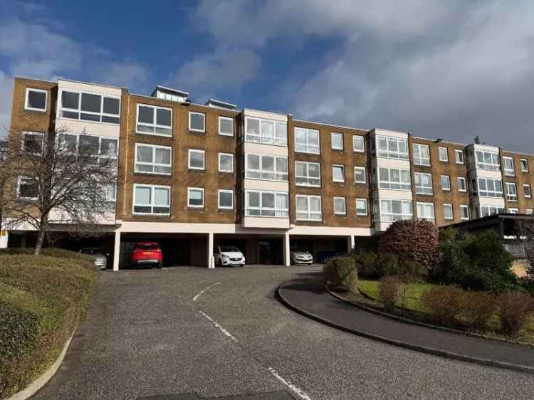 3 Bedroom Flat to Rent