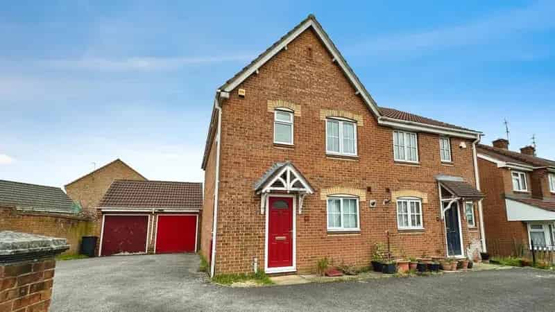 3 Bedroom House for Sale