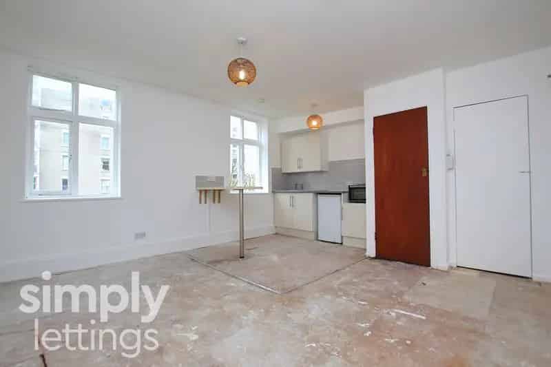 0 Bedroom Flat House to Rent in Brighton