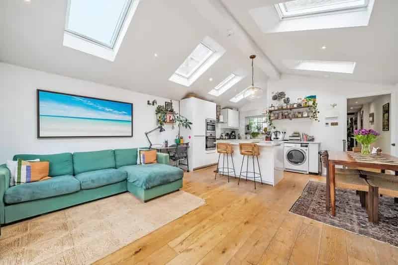Two Bedroom Victorian Garden Flat East Dulwich