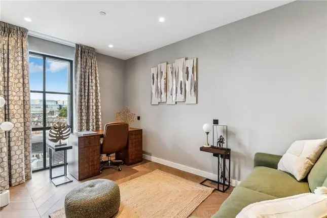 Flat for sale in Cleveland Street, London W1T