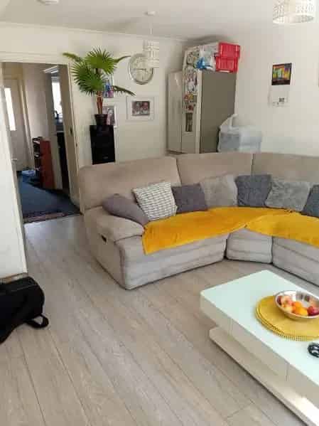 4 Bedroom Townhouse with Garden and Parking