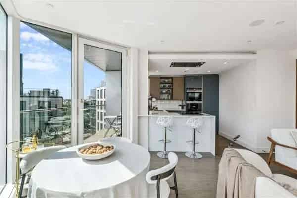 Luxury River Thames View Apartment Battersea Reach Pinnacle House
