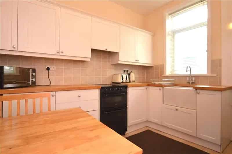 Two Bedroom Terraced House WF4 - No Onward Chain