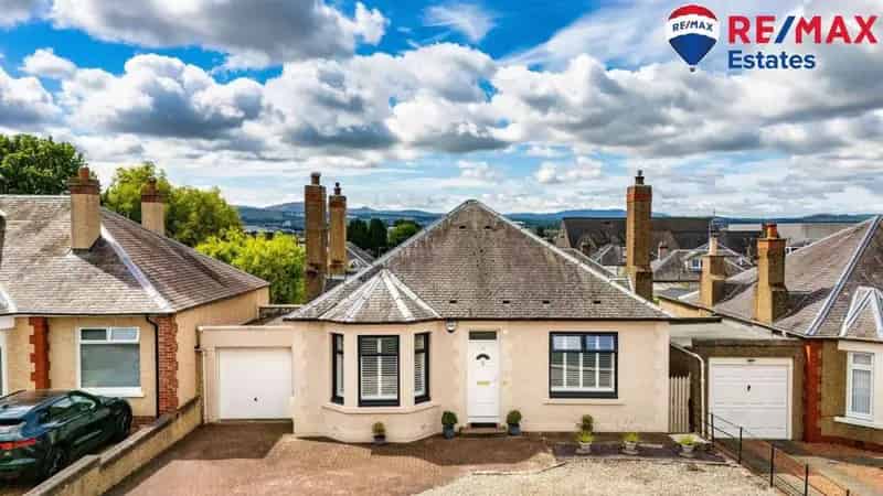3 Bedroom Detached Bungalow for Sale in Linlithgow