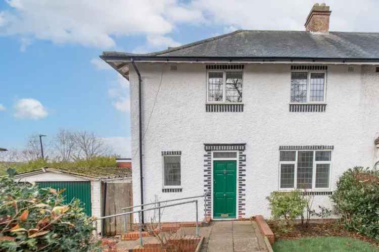 4 bedroom semi-detached house for sale