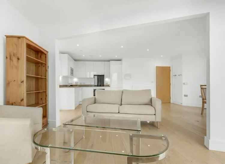 3 Bed 2 Bath Apartment Sky View Tower Stratford