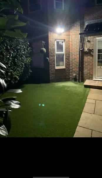 Large 3 Bed House Near Train Station and Schools