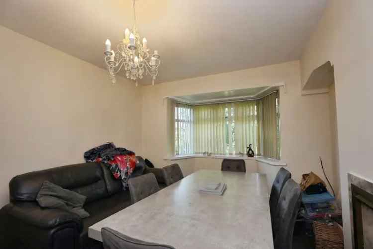 4 Bed Family Home Bradley Ample Parking Garage Gardens