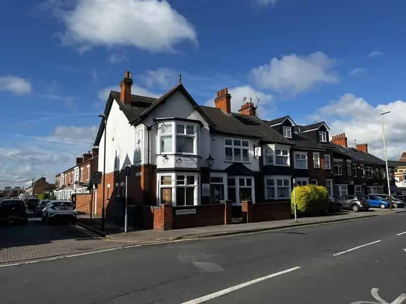 Victorian End-Terraced House with Coach House - Dentist's Office