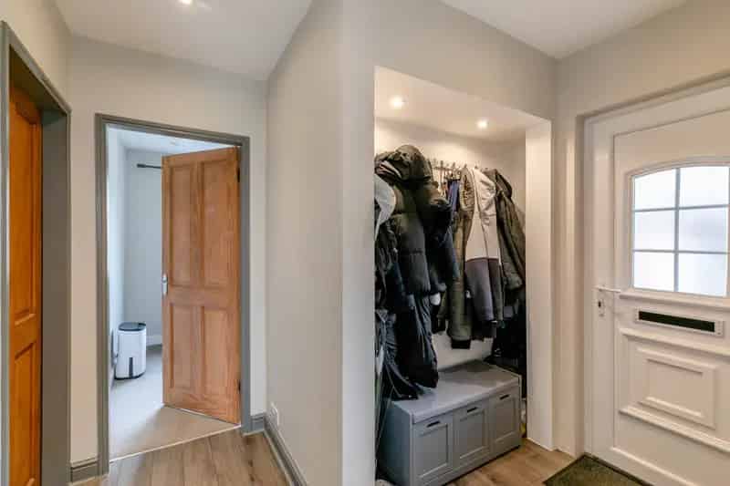 2 Bedroom Semi-Detached Bungalow House to Rent