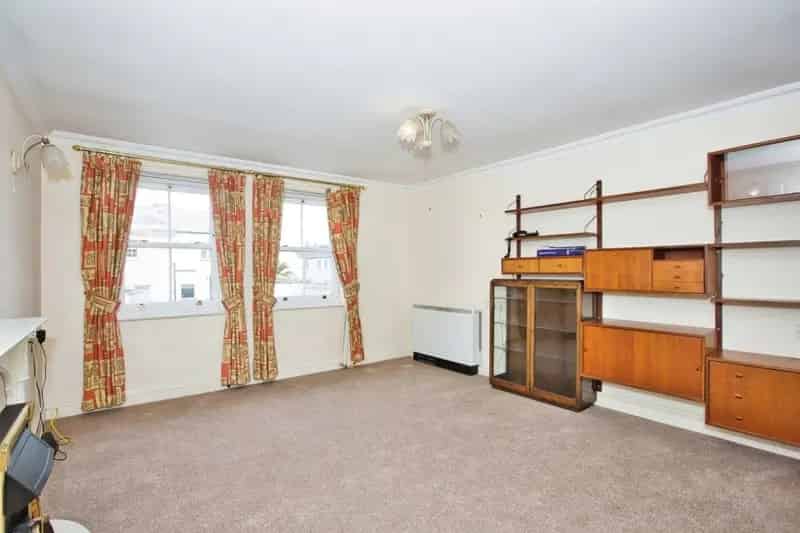 Retirement Apartment in Yeovil Town Centre Over 60s