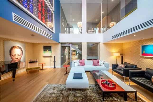 Luxury 2-Bed Duplex Apartment for Sale Great Peter Street London