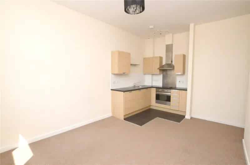 Two Bedroom Apartment near Pudsey Centre