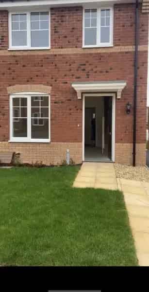 3 Bedroom House Near New Schools and Country Park
