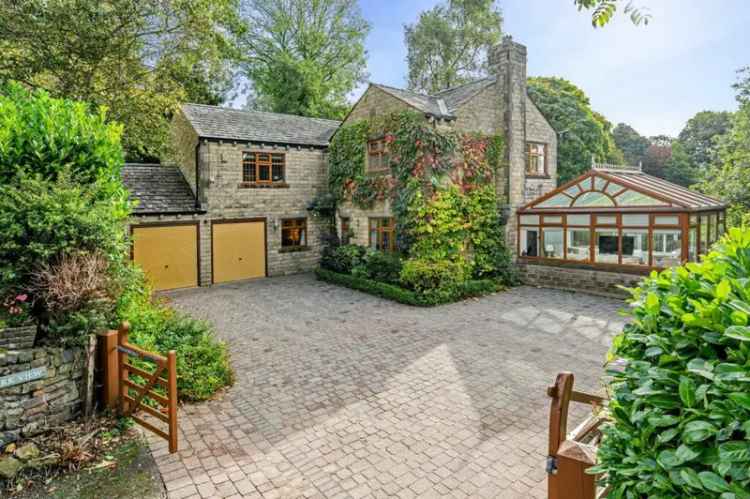 5 Bedroom Detached House for Sale in Egerton