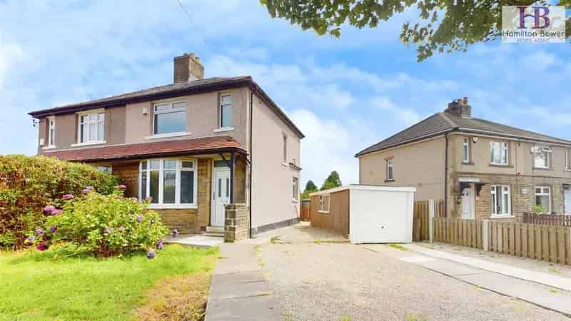3 Bedroom Semi Detached House For Sale Bradford BD6