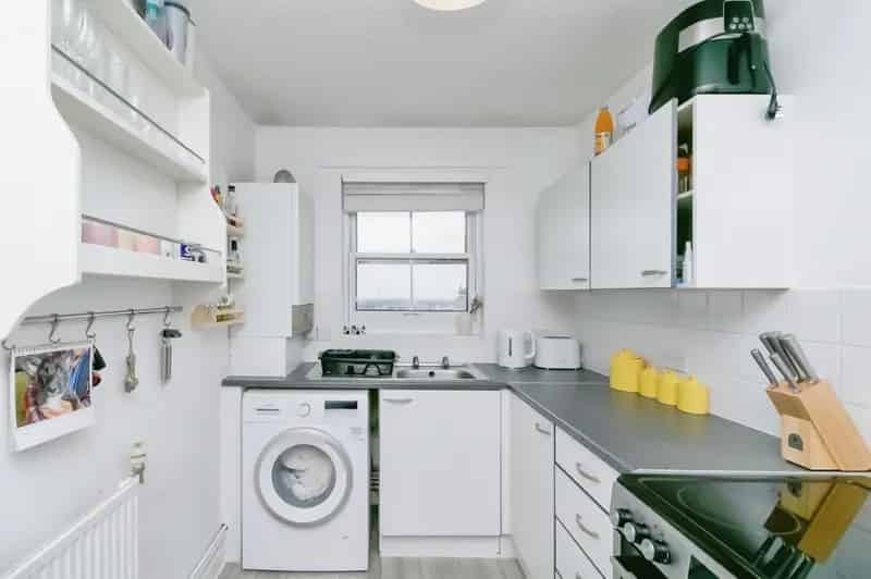 1 Bedroom Flat Sea Views Allocated Parking Barry Docks